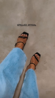 Belén Rodríguez feet photo thumbnail
