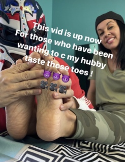 Deedee Rican feet photo thumbnail