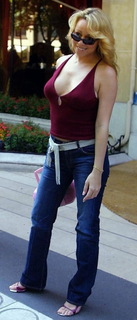 Mariah Carey feet photo thumbnail