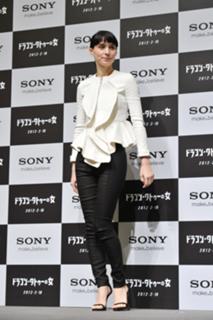 Rooney Mara feet photo thumbnail