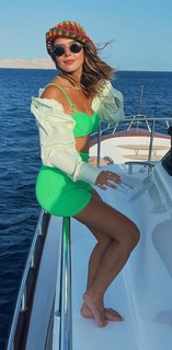 Giovanna Lancellotti feet photo thumbnail