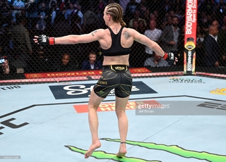 Valentina Shevchenko feet photo thumbnail
