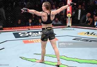Valentina Shevchenko feet photo thumbnail