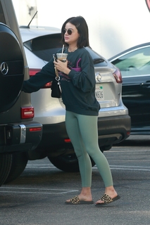 Lucy Hale feet photo thumbnail