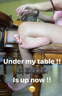 Deedee Rican feet photo thumbnail