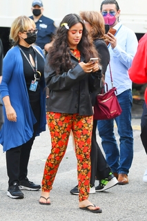 Camila Cabello feet photo thumbnail