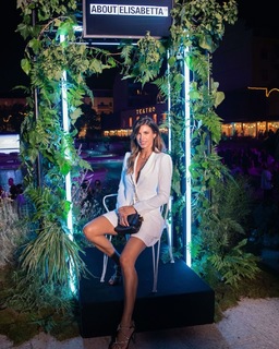 Elisabetta Canalis feet photo thumbnail