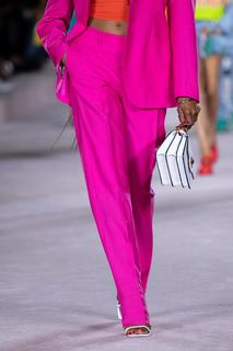 Naomi Campbell feet photo thumbnail