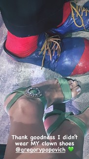 Debbie Gibson feet photo thumbnail