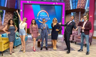 Cynthia Rodríguez feet photo thumbnail
