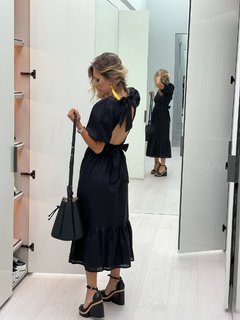 Luisana Lopilato feet photo thumbnail