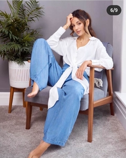 Michelle Keegan feet photo thumbnail