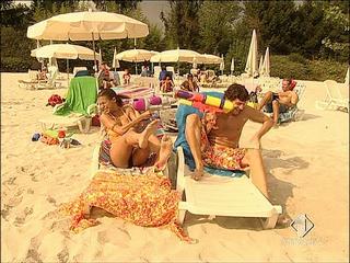 Elisabetta Canalis feet photo thumbnail