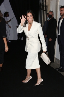 Demi Moore feet photo thumbnail
