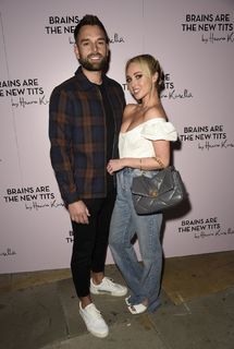 Jorgie Porter feet photo thumbnail