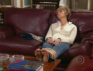 Giovanna Antonelli feet photo thumbnail