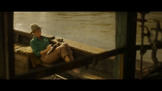 Emily Blunt feet photo thumbnail