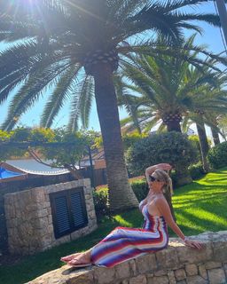 Daniela Katzenberger feet photo thumbnail