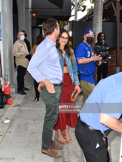 Jordana Brewster feet photo thumbnail