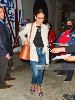 Jordana Brewster feet photo thumbnail