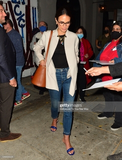 Jordana Brewster feet photo thumbnail