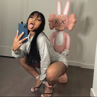 Jayda Cheaves feet photo 1