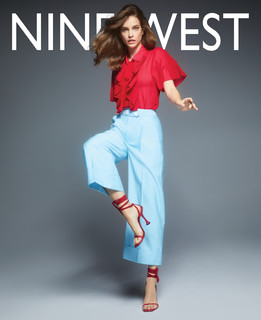 Barbara Palvin feet photo thumbnail