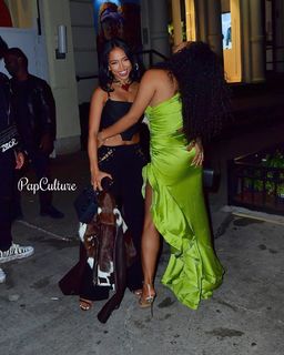 Karrueche Tran feet photo thumbnail