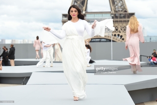 Aishwarya Rai Bachchan feet photo thumbnail