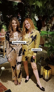 Ashley Greene feet photo thumbnail