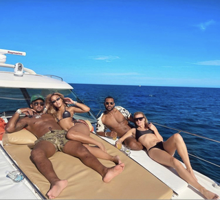 Jilly Anais feet photo thumbnail
