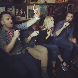 Angela Kinsey feet photo thumbnail