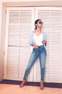 Alia Bhatt feet photo thumbnail