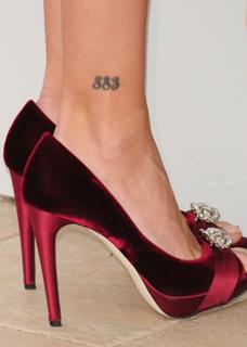 Penélope Cruz feet photo thumbnail
