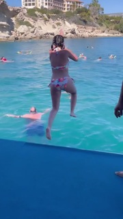 Georgia May Foote feet photo thumbnail
