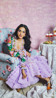 Kiara Advani feet photo thumbnail