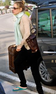 Uma Thurman feet photo thumbnail