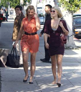 Ali Larter feet photo thumbnail