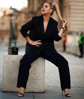 Wanda Nara feet photo thumbnail