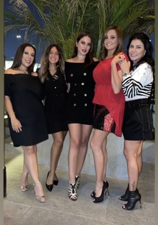 Dorra Zarrouk feet photo thumbnail