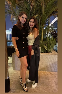 Dorra Zarrouk feet photo thumbnail