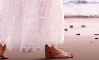 Tiffany Alvord feet photo thumbnail