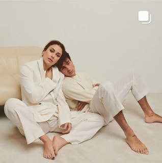 Blanca Suárez feet photo thumbnail