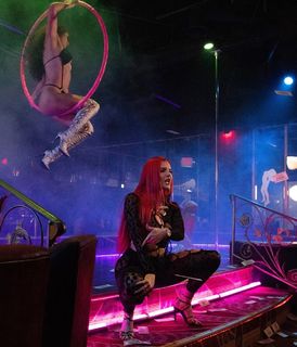 Justina Valentine feet photo thumbnail