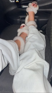 Seyma Subasi feet photo thumbnail