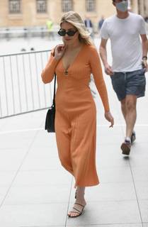 Mollie King feet photo thumbnail