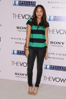 Ashley Madekwe feet photo thumbnail