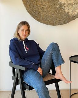 Bar Refaeli feet photo thumbnail