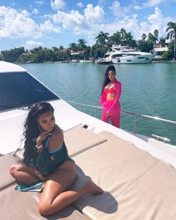Angela Simmons feet photo thumbnail