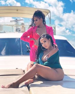 Angela Simmons feet photo thumbnail